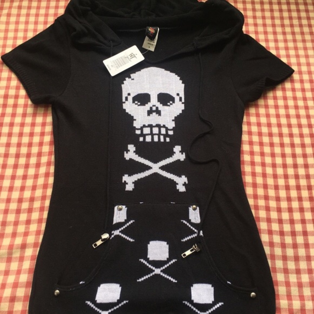 Hot Topic Sweet Love Sweater